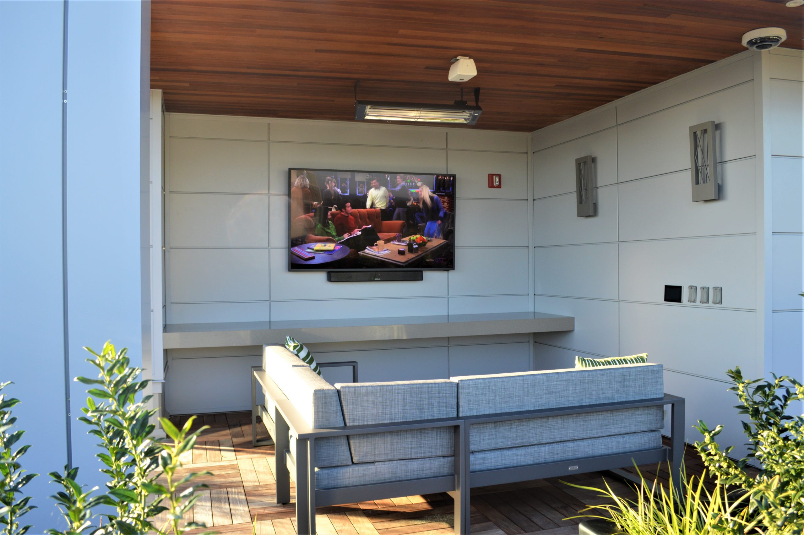 Project 888 AV Outside Screen